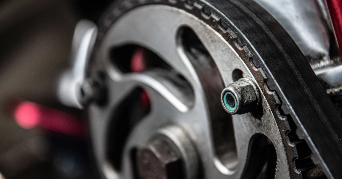 V-Belt Motor Matic: Interval Ganti dan Ciri Retak